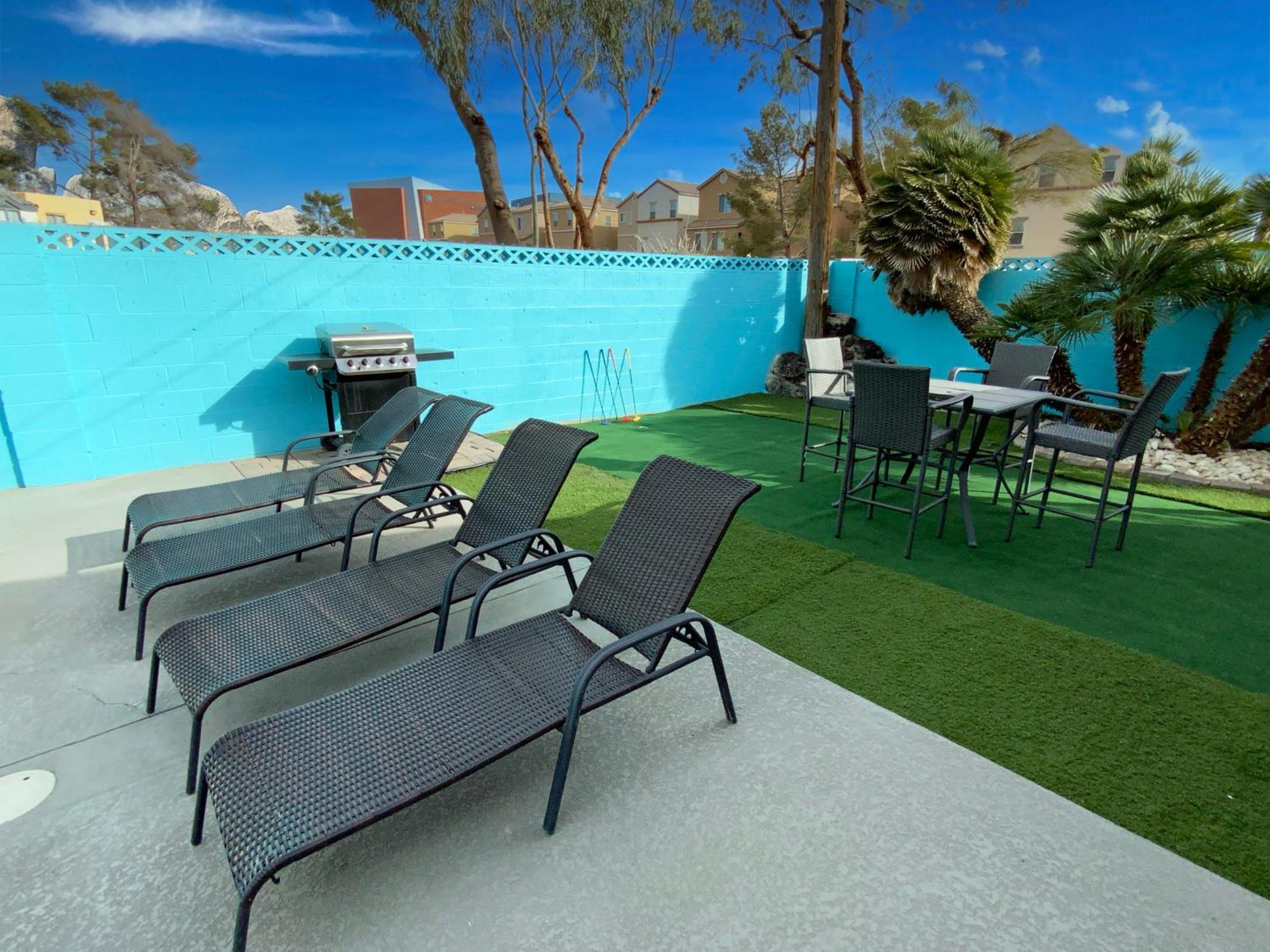 Vegas Getaway: Central 1 Story, Private Pool, Game Room Las Vegas Exterior photo